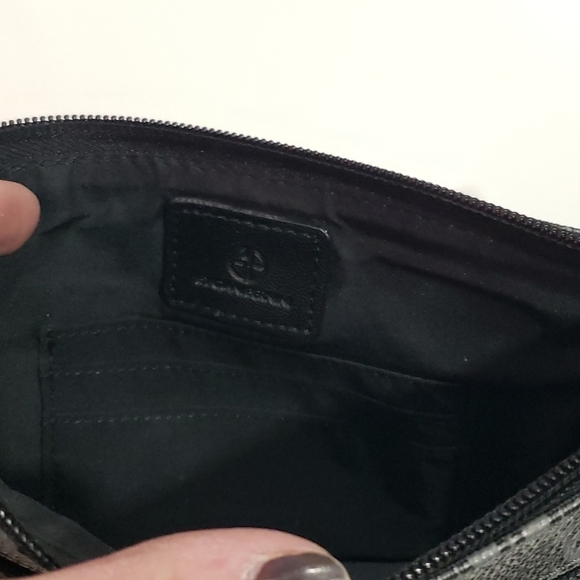 Giani Bernini Wristlet Clutch - Like New! - Picture 2 of 11